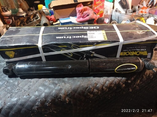 Передний амортизатор Jeep Новый, Оригинал