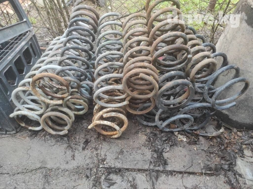 Пружины 1 шт-250сом осталось 10шт самые большие можно сделать качели