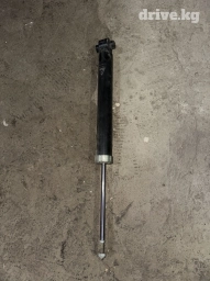 Передний амортизатор Hyundai 2020 г., Б/у, Оригинал