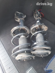 Передний амортизатор, Комплект амортизаторов, Комплект пружин амортизатора Subaru 2003 г., Б/у, Аналог