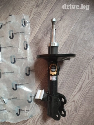 Передний амортизатор Toyota 2000 г., Новый, Оригинал, Япония