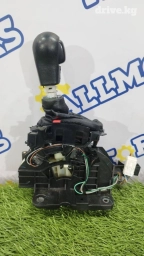 Infiniti FX35 v-3.5 2006 год, кулиса переключения передач