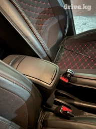 Продается подлокотник на Scion xD urban cruiser cruzer ist новое