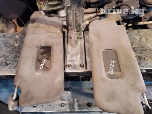 Isuzu Bighorn козырек солнцезащитный, Исузу Бигхорн козырек Правый