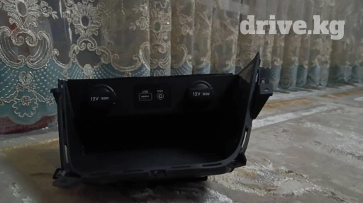 Центральный карманчик для SONATA NEW RISE