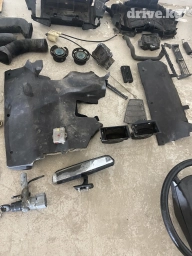 Мерседес 190 E детали салона звоните спрашивайте на ватсап не отвечаю