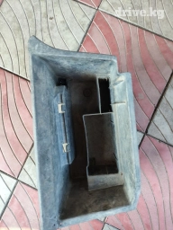 Правый карман багажника на БМВ е36, состояние отличное