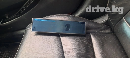 Продаю салонное зеркало заднего вида (универсальное). В отличном