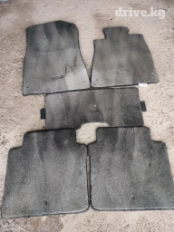 Оригинал родной полик тойота кроун