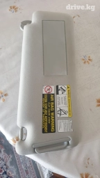 Продаю солнцезащитный козырек ( водительский) на Lexus GX 460. Цена