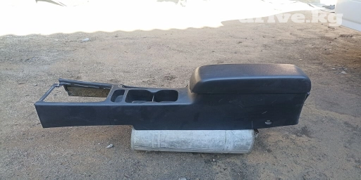 Есть два варианта 1. на праворульную, автомат 2. на леворульную