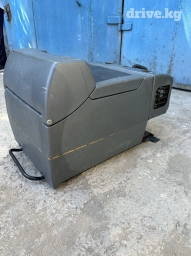 Продаю, родной холодильник от MAN