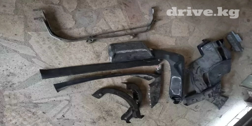 Запчасти от багажника и задней части от Тойоты Камри 55, 7 г.г. -