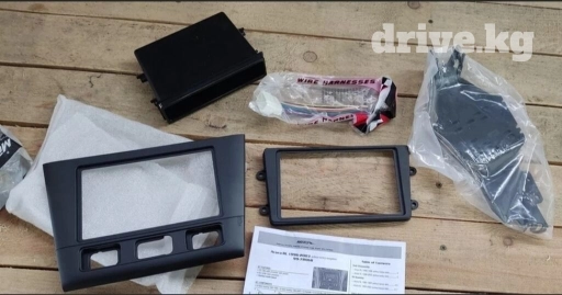 Продаю рамку под 2Din магнитолу (пол монитор) Honda Legend KA9 Хонда