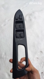 Продаю блок управления стеклоподъёмниками Toyota wish 
цена 1000сом