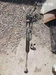 Рулевая рейка дэлика кирпич 
Л300 
Возможно нужна ревизия 
10000с