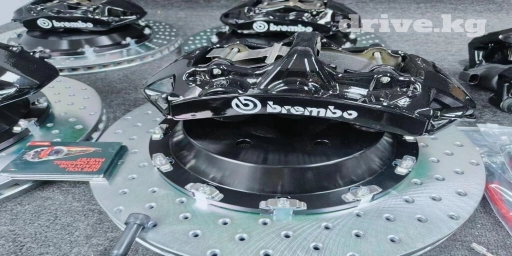 Тормозная система Брембо на Лэнд Крузер 300 под диски от R20 и выше