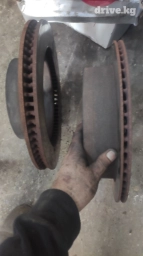 Тормозной диск. Лексус 570