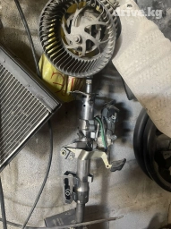 Тойота виш договорная цена рулевой ходовой все запчасти