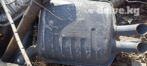 Глушитель Мерседес 202 привозной оригинал состояние отличное
