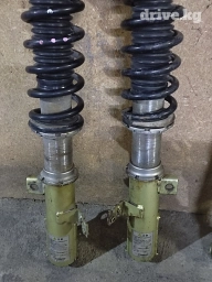Продаю регулированые амортизаторы чисто Япония комплект все прокачены