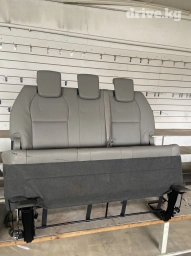Третий ряд сидений, Кожа, Kia 2018 г., Б/у, Оригинал