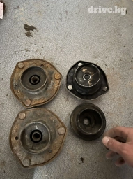 Опорная подушка амортизатора Toyota 2003 г., Б/у, Япония