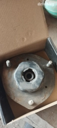 Опорная подушка амортизатора Toyota 2003 г., Б/у, Оригинал, Япония