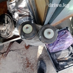 Опорная подушка амортизатора Toyota 2000 г., Оригинал, Япония