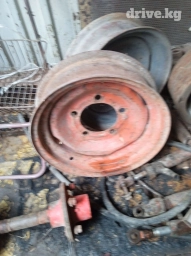 Передняя левая Ступица