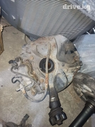 Передняя левая Ступица Mitsubishi 2001 г., Б/у, Оригинал, Япония