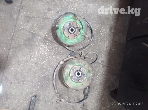 Задняя правая Ступица Subaru Б/у, Оригинал, Япония