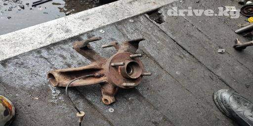 Задняя правая Ступица Ford 2002 г., Б/у, Оригинал, Германия