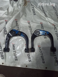 Передний левый рычаг Toyota Новый, Оригинал