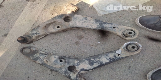 Комплект рычагов Mitsubishi 2003 г., Б/у, Оригинал, Япония