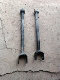 Задний левый рычаг Toyota 1998 г., Б/у, Оригинал, Япония