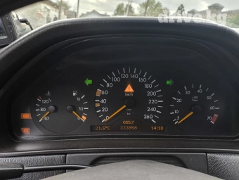 Щиток приборов Mercedes-Benz 1996 г., Оригинал, Япония