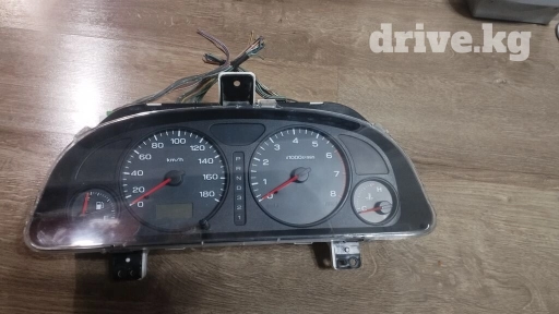 Щиток приборов Subaru 2000 г., Б/у, Оригинал, Япония