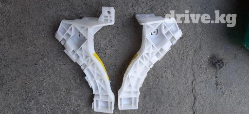 Усилитель бампера Передний Mazda, Новый, Оригинал