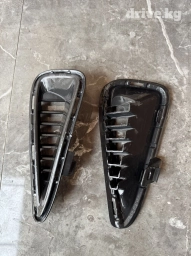 Накладка на бампер Передний Toyota, Б/у, Оригинал