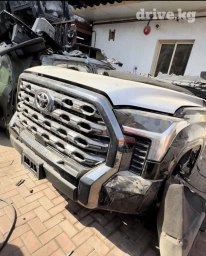 Бампер Передний Toyota, Б/у, Оригинал