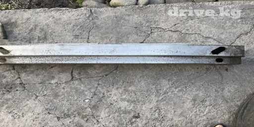 Продаю на Субару аутбек бп 9 имеено на левый руль у кого есть фаркоп