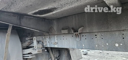 Кузов сатылат
узуну 7,10 м
баасы 80000 сом 
байланыш тел