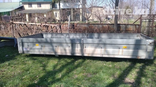 Кузов от прицепа.размеры1.70/4.30