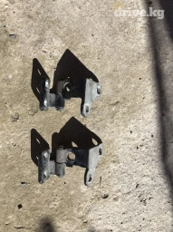 Кранштейны на правую переднюю дверь Рендж ровер 2004 Вог (Range rover