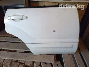 Дверь Передняя правая Subaru, Б/у, Оригинал