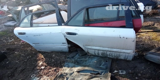 Дверь Комплект Mazda, Б/у, Оригинал