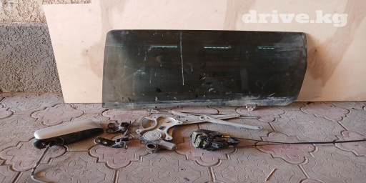 Петля двери Задняя правая Toyota, Б/у, Оригинал