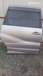 Задний дверь Тойоты эстимы в хорошем состоянии🔥