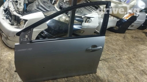 Дверь Передняя правая Toyota, Б/у, Оригинал